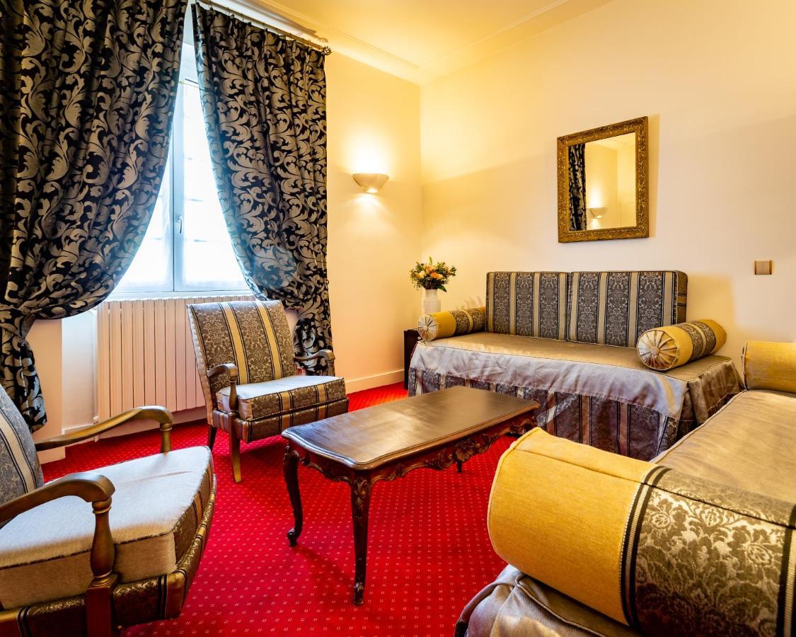 Hotel Restaurant Le Centenaire Les Eyzies Dış mekan fotoğraf